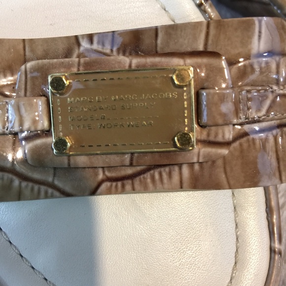 NWOB Marc Jacobs Leather Sandals. - Picture 3 of 8
